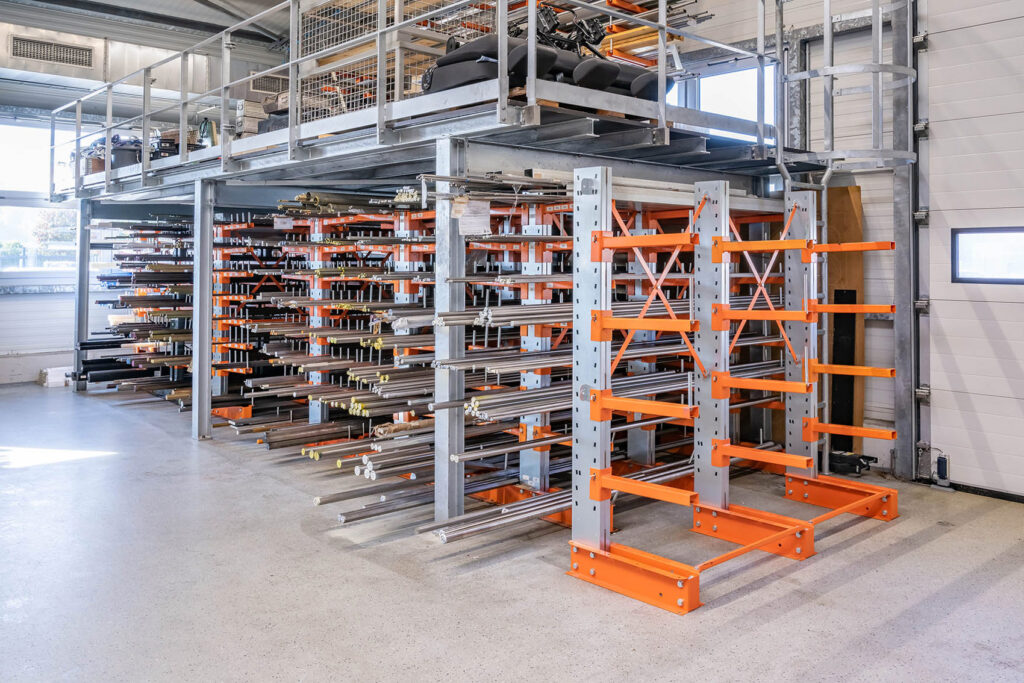 Plateformes de stockage ELVEDI – solutions modulaires en acier pour espaces de stockage étendus 2