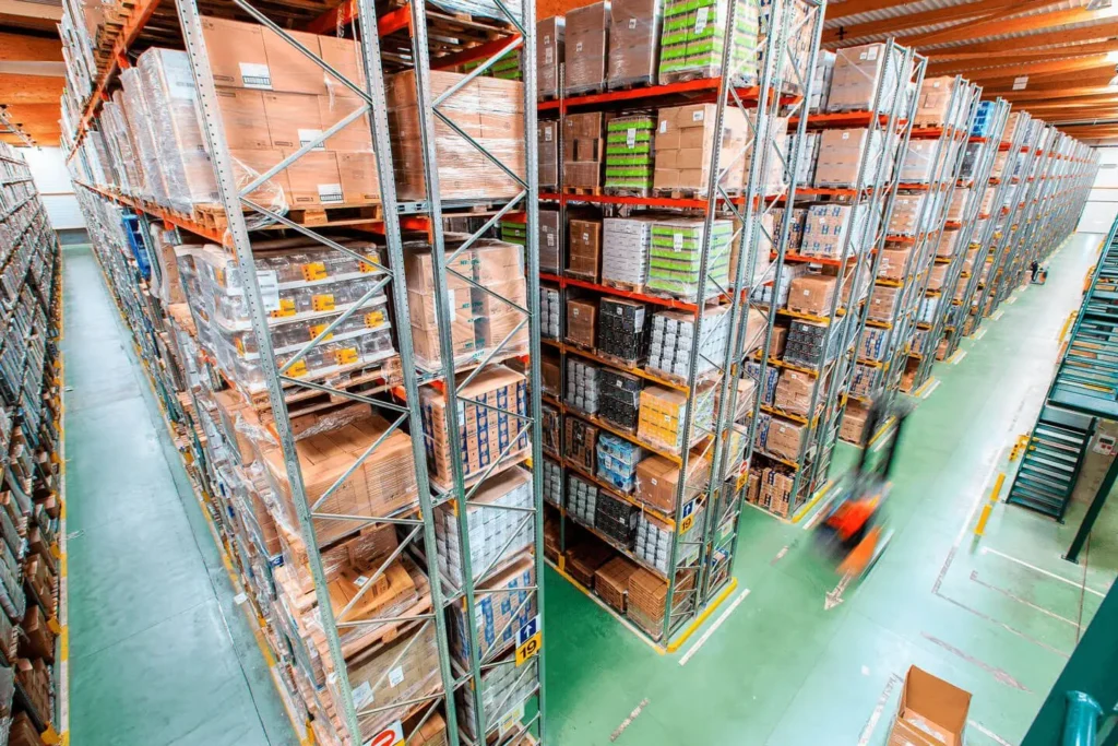 Rayonnage à palettes conventionnel – stockage de charges palettisées, réglage en hauteur par pas de 50 mm 1