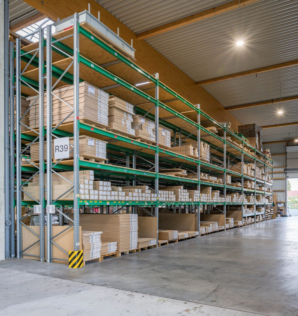 Rayonnages à palettes ELVEDI – stockage sécurisé de palettes, caisses grillagées et caisses en acier - Image 2