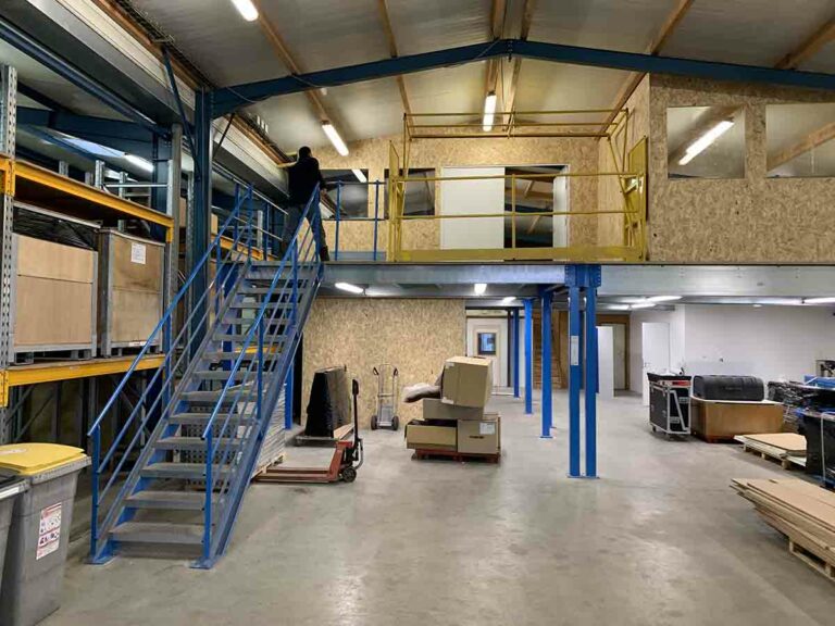 Plateforme mezzanine  sur poteaux - Image 1