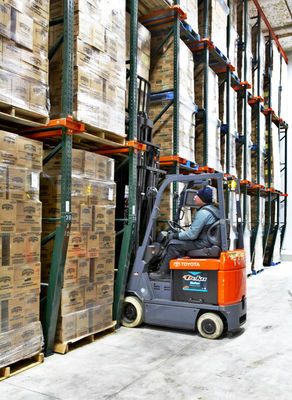 Système de défilement ligne par ligne en métal pour conduite dans le support de palette - Image 4