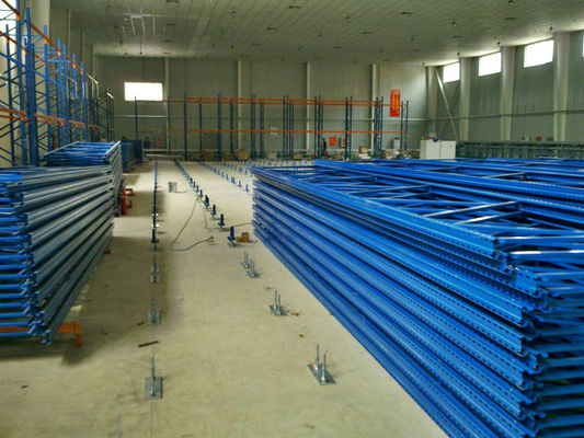 Rayonnage à plusieurs niveaux d&rsquo;entrepôt durable – conduisez dans le support de palette en acier de 6000mm - Image 2