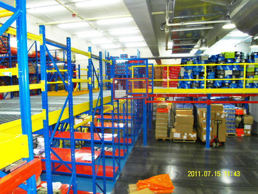 Support en acier de mezzanine pour palette – 2 à 5 niveaux, capacité jusqu&rsquo;à 1500kg - Image 4