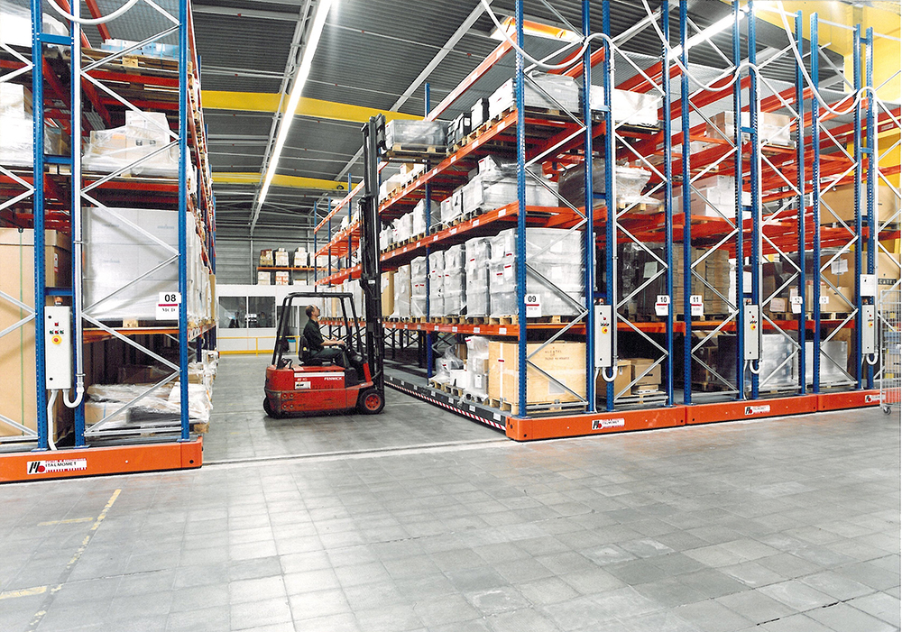 Racks à palettes mobiles ATOX – conception selon normes FEM EN machine, réglage des niveaux au pas de 50 mm - Image 2