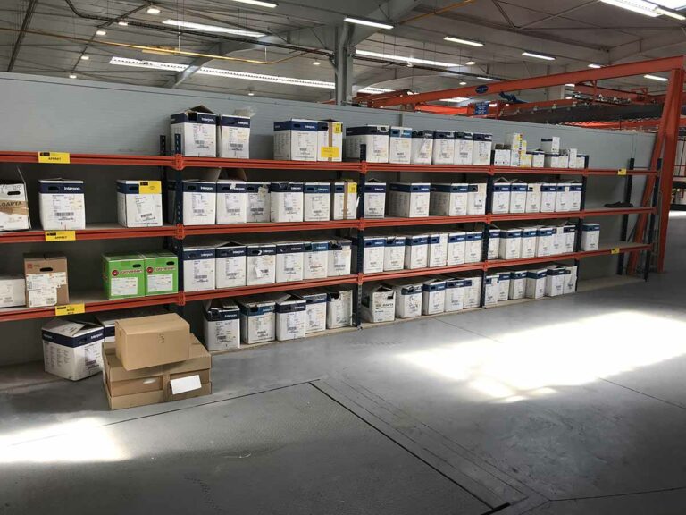 Rayonnage à lisses adapté au stockage manuel de produits mi-lourds - Image 1