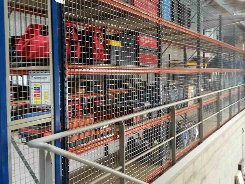 Rayonnage à lisses mi-lourd – avec feuillure perforée, porte-pneus, rectangulaire et platelage en aggloméré, mélanimé, métallique ou grillagé - Image 3