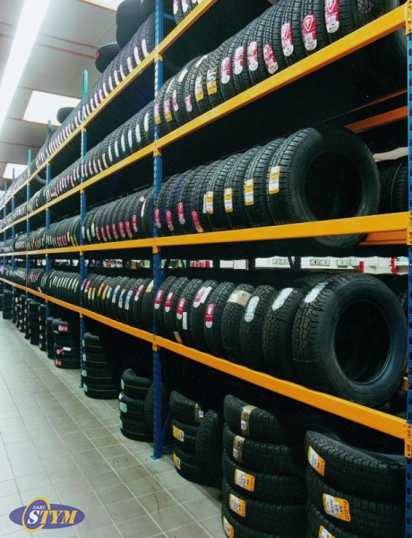 Rayonnage pneumatique STYM – structure modulaire pour stockage et gestion optimale des pneus - Image 3