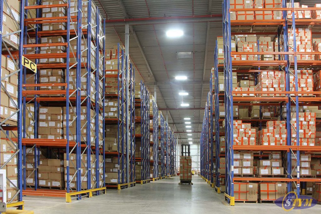 Rayonnages à palettes conventionnels – modulables, jusqu&rsquo;à 9000 mm de hauteur et 4000 kg par niveau 3