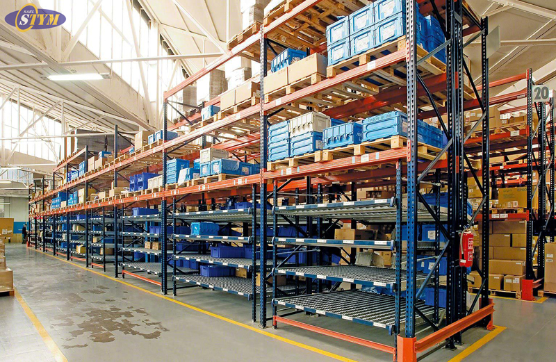 Rayonnages à palettes conventionnels – modulables, jusqu&rsquo;à 9000 mm de hauteur et 4000 kg par niveau - Image 2