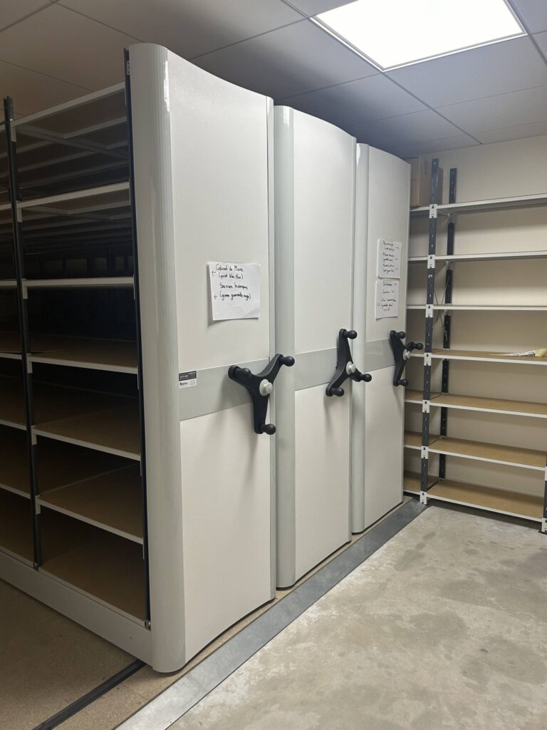 Rayonnage archives sur bases mobiles – Rhône – jusqu&rsquo;à 12 m de long et 900 kg/m - Image 4