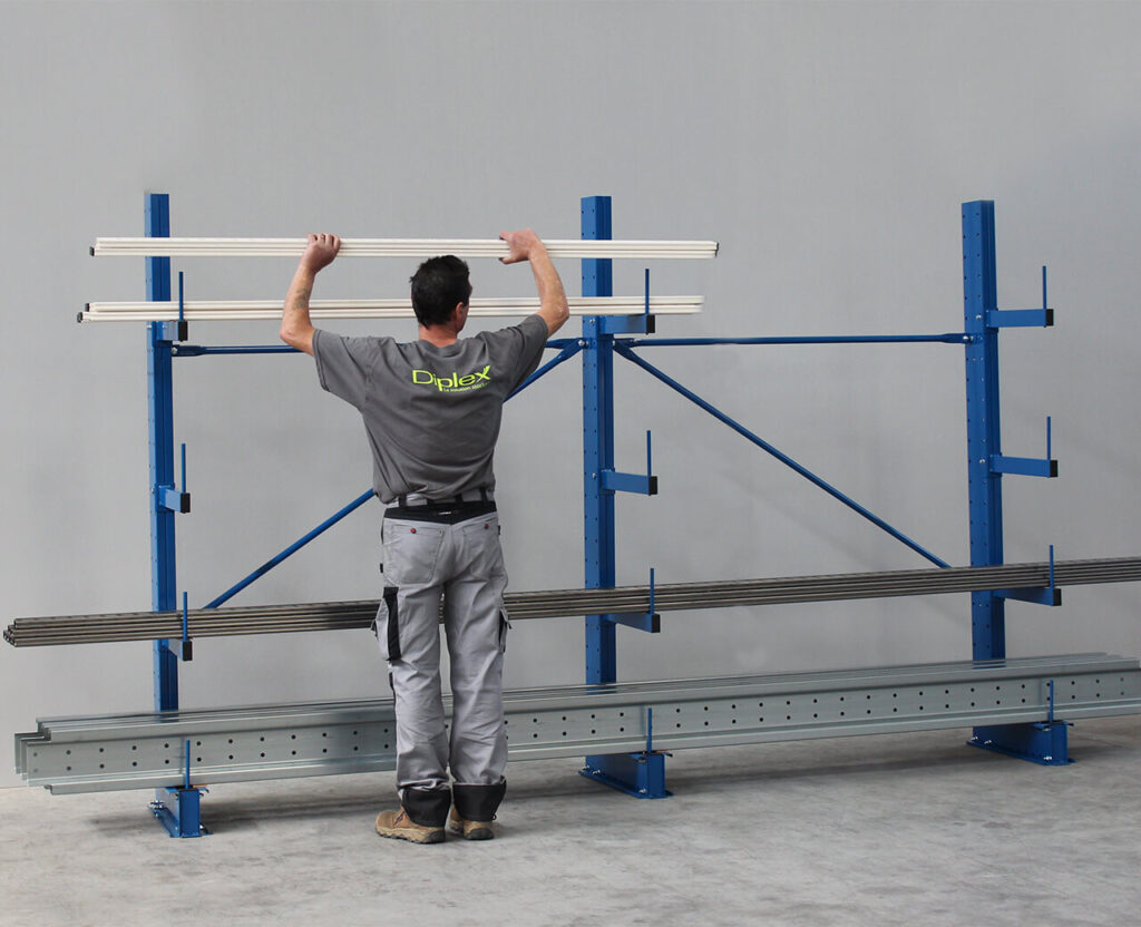Rayonnage cantilever MiniCANT – Stockage manuel pour produits longs jusqu&rsquo;à 800 kg par colonne 2