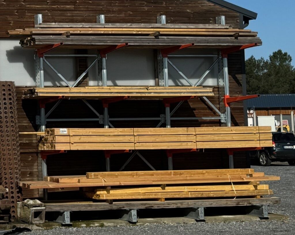 CANTILEVER GALVA OCCASION – 3 colonnes hauteur 4000 mm et 12 bras de 1200 mm époxy - Image 2