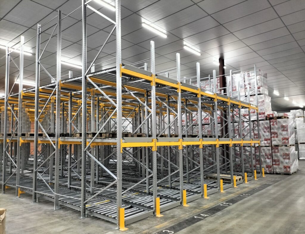 Palettier dynamique lourd PRODYN+ – Stockage dynamique gravitaire pour palettes jusqu&rsquo;à 1200 kg - Image 1