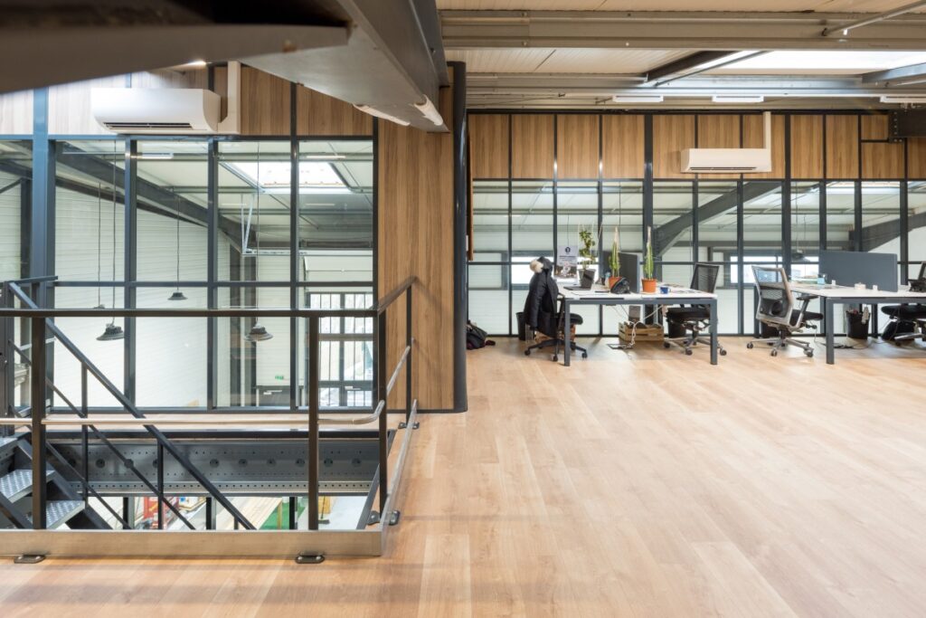 Plateforme pour bureaux et mezzanine ERP Proplus LP3 – Structure modulable certifiée EN1090 et marquée CE 3