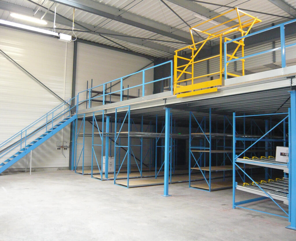 Mezzanine industrielle et de stockage sur mesure – Fabrication française – Capacité jusqu&rsquo;à 1 T/m² – Portée jusqu&rsquo;à 8 ml 2