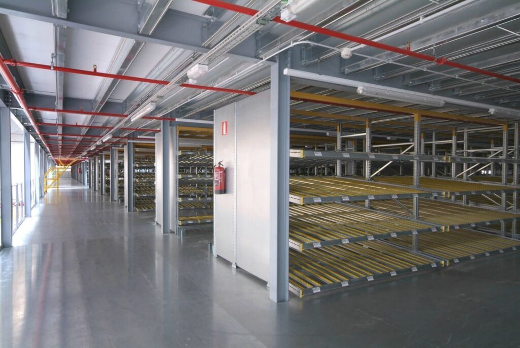Rayonnage dynamique pour picking – stockage par gravité de cartons et conteneurs 3