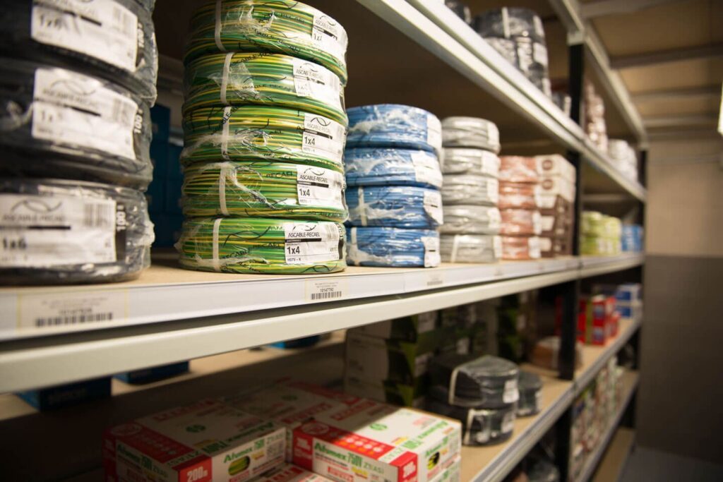 Rayonnage Longspan – rayonnages à longue portée mi-lourds pour stockage de matériaux en cartons ou emballés - Image 3