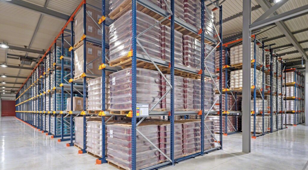 Rack à accumulation – Palettier par accumulation pour stockage haute densité de marchandises homogènes - Image 1