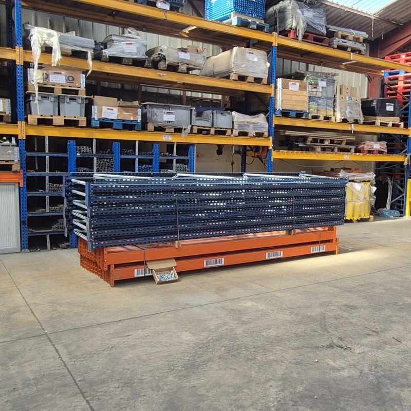 Racks à palettes d&rsquo;occasion – 12 échelles H.4000 mm, 44 lisses 3600 mm 2T, chevilles et goupilles 1