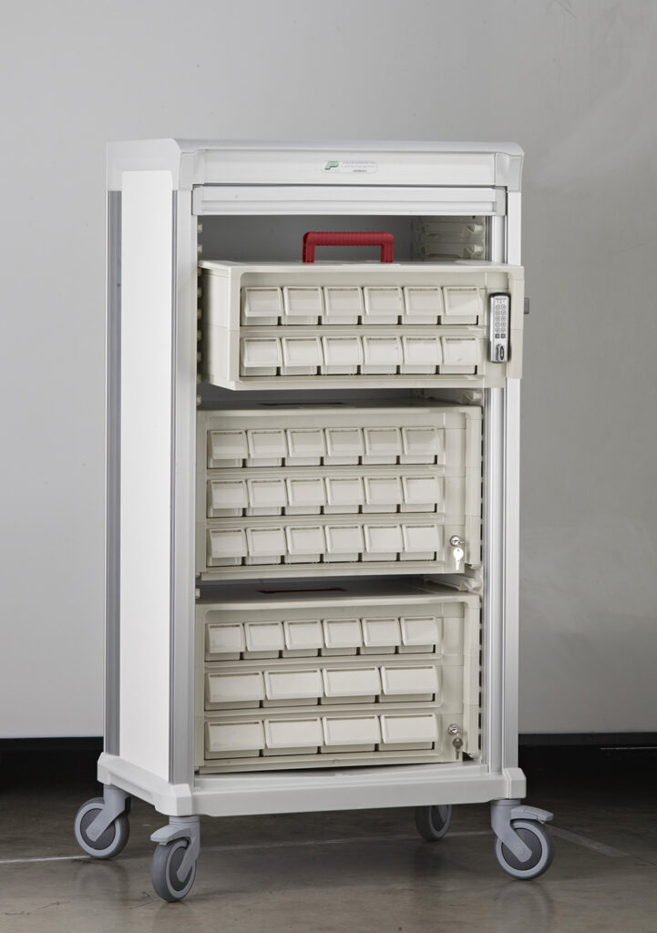STOCKAGE PILULIER – Bacs 600 x 400 mm et armoires avec ou sans porte 2