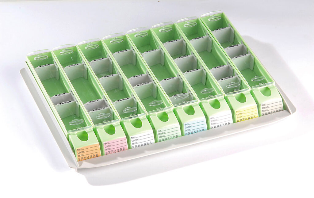 STOCKAGE PILULIER – Bacs 600 x 400 mm et armoires avec ou sans porte 4
