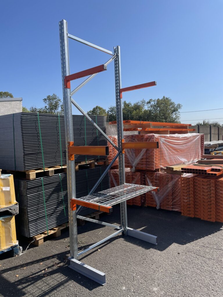 CANTILEVER Echelle d’occasion – 2 colonnes de 2400 mm, 6 bras de 500 mm, 2 profils de 500 mm - Image 2