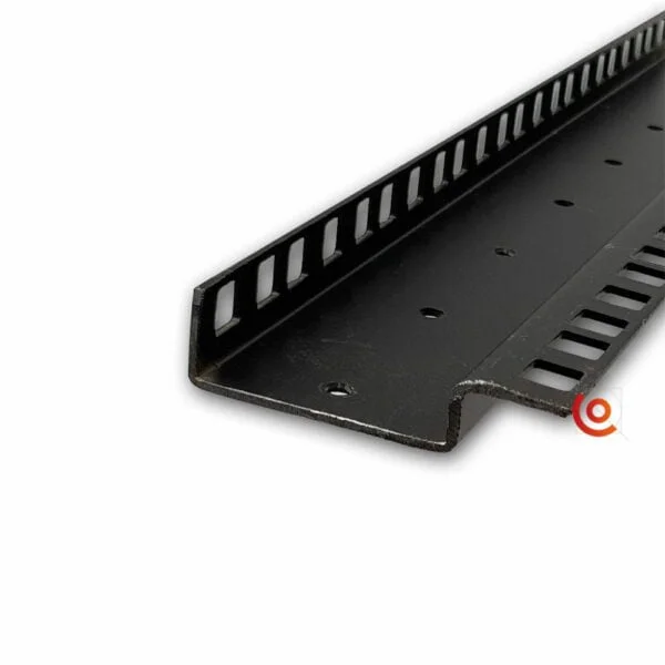 Profilé de rack double noir à trous carrés – acier – Penn Elcom – réf. R0883-2mm 1